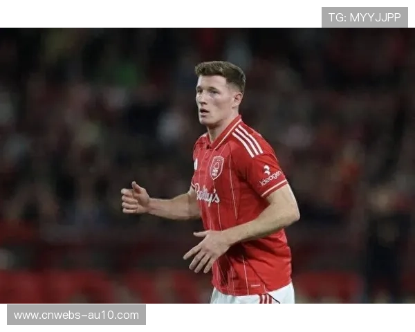 曼联小将海文临危受命，在关键战中首发登场